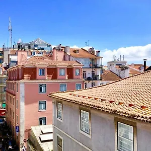 lisbon-city-life-private-apartment-bairro-alto.hotels-lisbon-portugal.com/